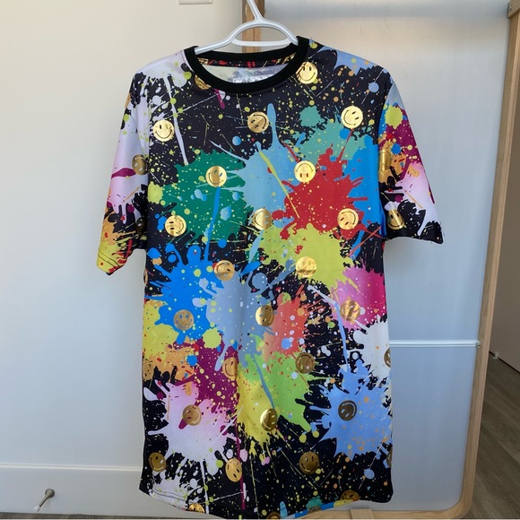 Smiley face t-shirt - Picture 1 of 6